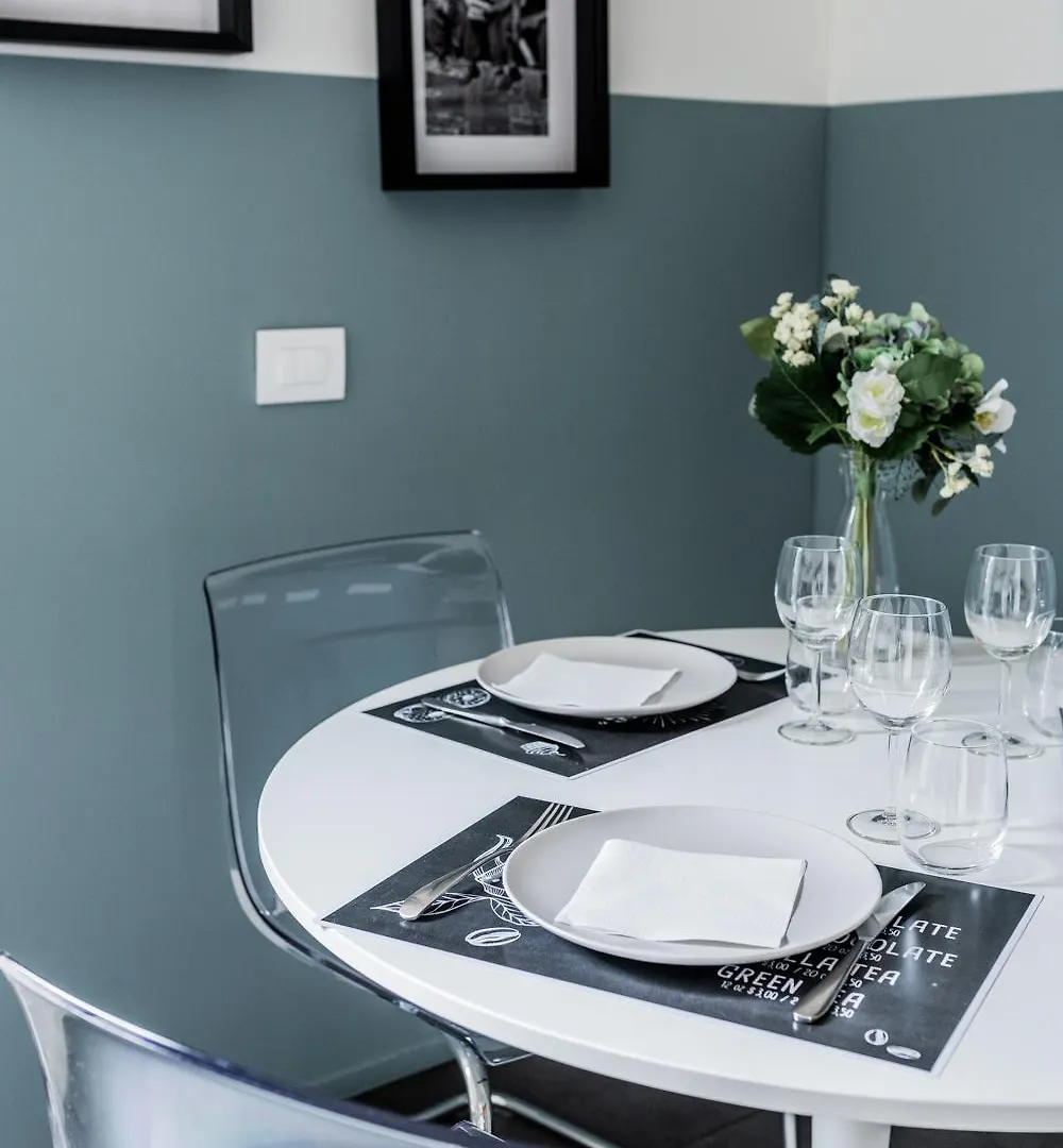 Serra Blue Milano Daire